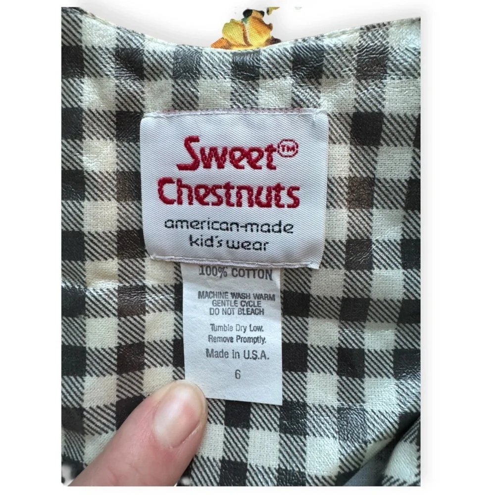 Vintage 90’s Girls Checkered Sunflower Rain Coat (Missing 2 Buttons)